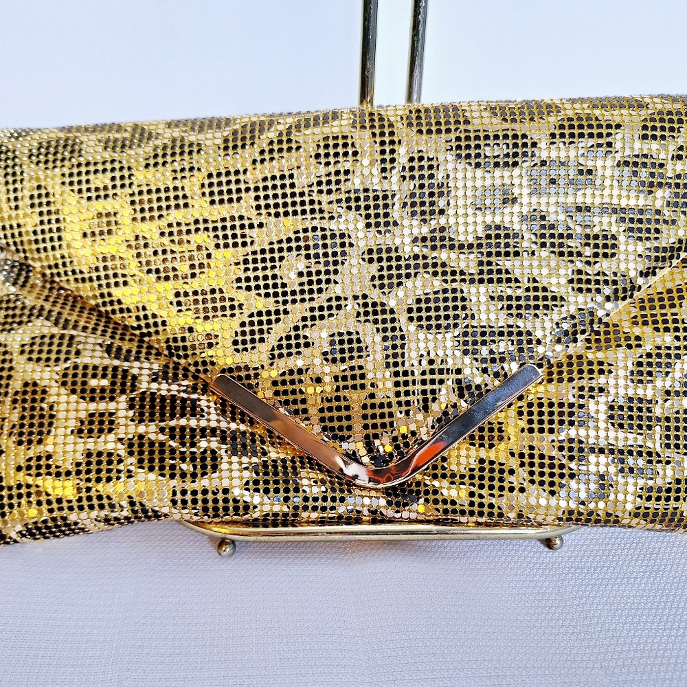 NWT Alessia brand "The Leapard Unchained." clutch/ crossbody bag.